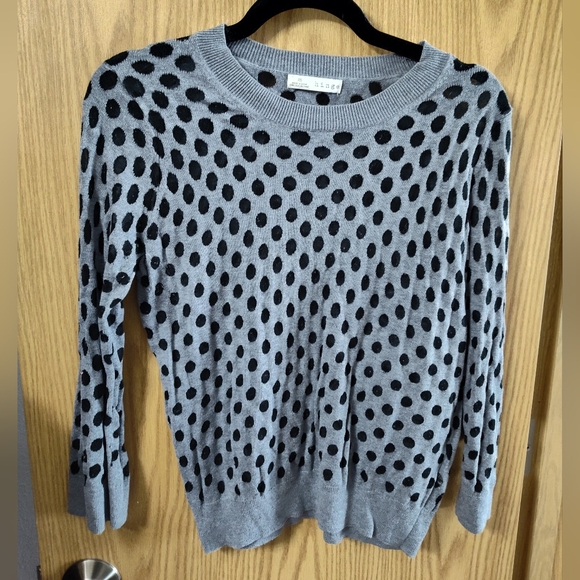 Hinge Gray Sweater with Black Polka Dots - Picture 1 of 4